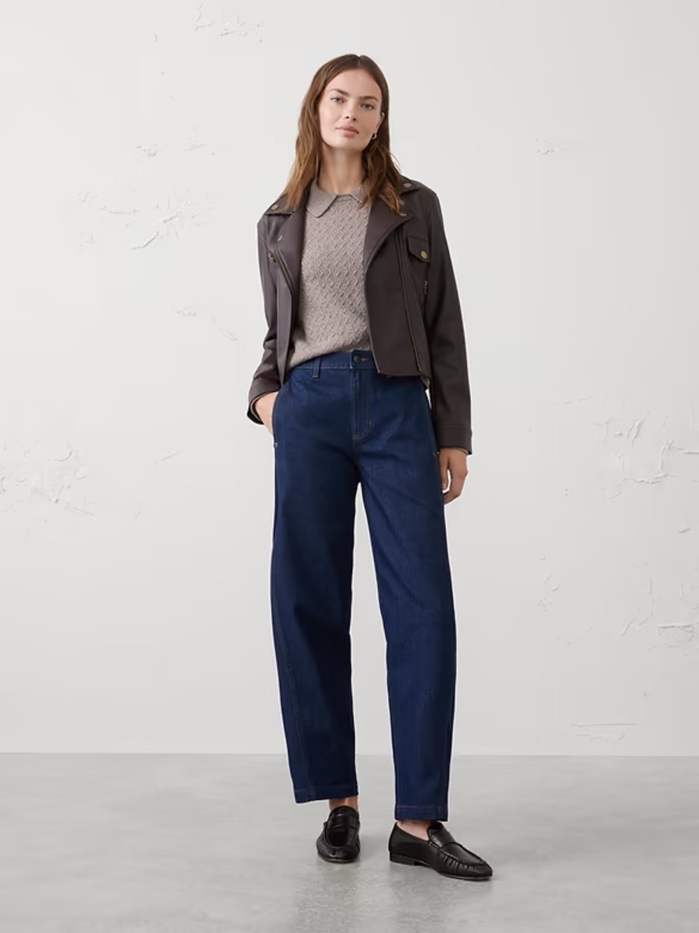 NWT Banana Republic Barrel Leg Mid-Rise Seamed Dark Rinse Jean
